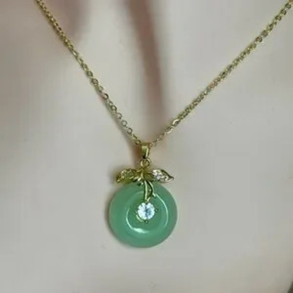Elegant Mint Green Pendant Necklace